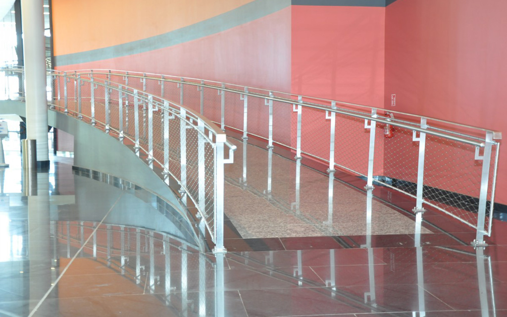 Kigali-Convention-Center_paslanmaz-celik-korkuluk-celik-ag_TSB1-4