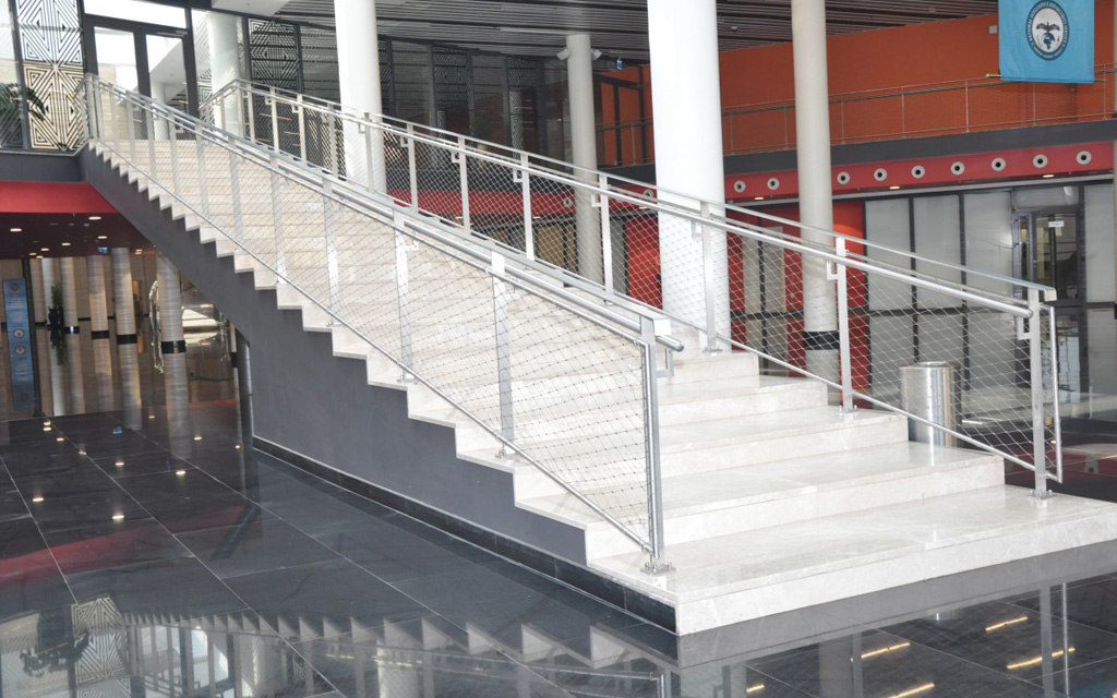 Kigali-Convention-Center_paslanmaz-celik-korkuluk-celik-ag_TSB1-6