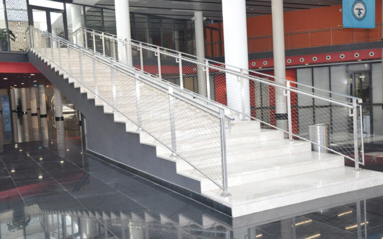 Kigali-Convention-Center_paslanmaz-celik-korkuluk-celik-ag_TSB1-6