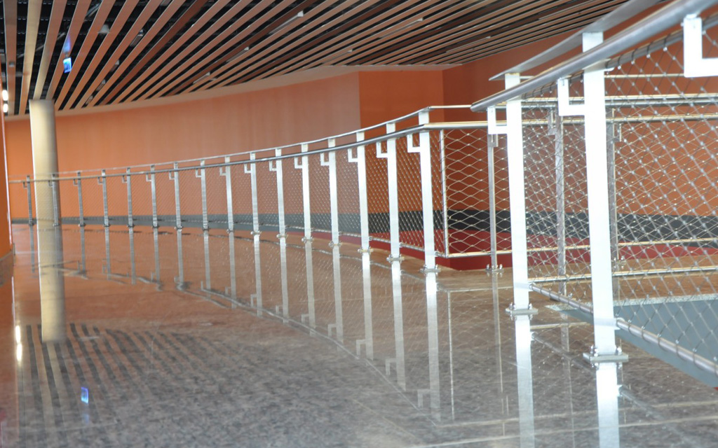 Kigali-Convention-Center_paslanmaz-celik-korkuluk-celik-ag_TSB1-8